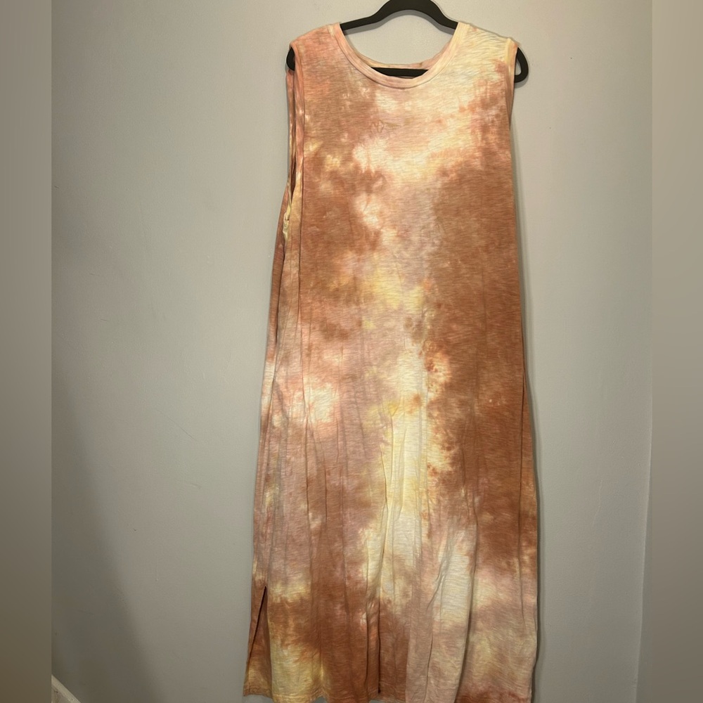 Universal Thread 100% Cotton Sleeveless Tie-Dye Maxi Dress in Rust and Cream